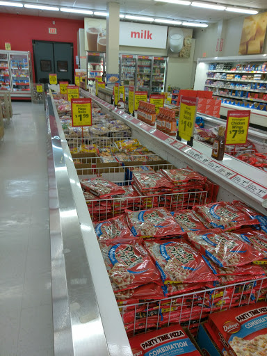 Grocery Store «Save-A-Lot», reviews and photos, 27155 Greenfield Rd, Southfield, MI 48076, USA