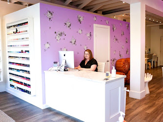 Joyride Beauty Salon - Best Non Toxic Nails, Lashes and Brow services in Vancouver