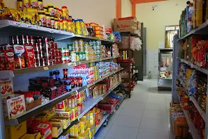 Minimercado TOLA image