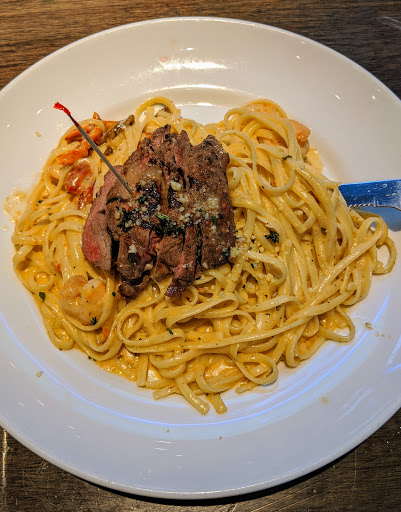 Sports Bar «Dave & Busters», reviews and photos