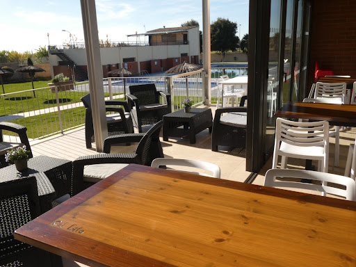Zona esportiva Cal Lila Bar Restaurante en Prats de Lluçanès