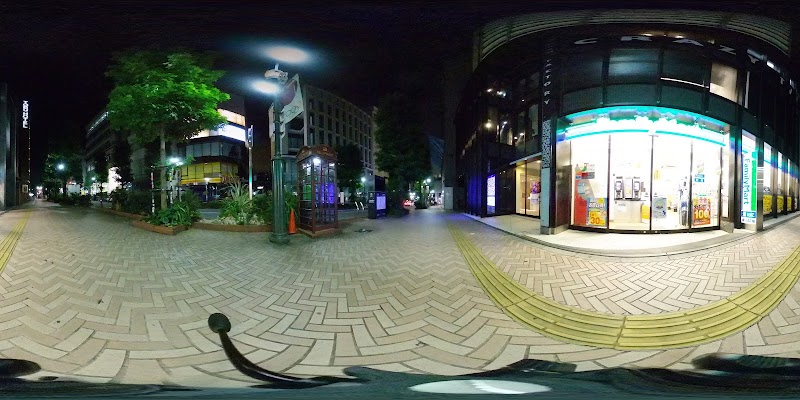 ファミリーマート 渋谷公園通り店