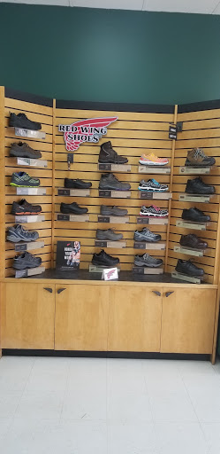 Shoe Store «Red Wing», reviews and photos, 615 Peters Creek Pkwy, Winston-Salem, NC 27103, USA