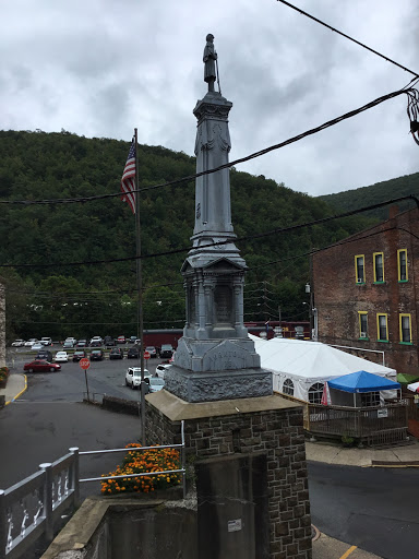 Gift Shop «Treasure Shop», reviews and photos, 44 Broadway, Jim Thorpe, PA 18229, USA