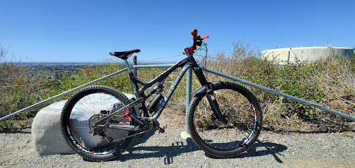 Bicycle Store «Fullerton Bicycles», reviews and photos, 424 E Commonwealth Ave, Fullerton, CA 92832, USA