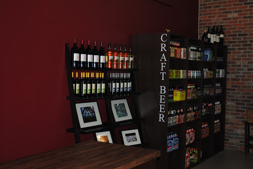Wine Store «Vinum Wine Shop», reviews and photos, 210b S Main St, Middleton, MA 01949, USA