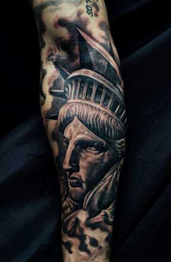 Tattoo Shop «Da Wei Tattoo», reviews and photos, 1053 E El Camino Real, Sunnyvale, CA 94087, USA