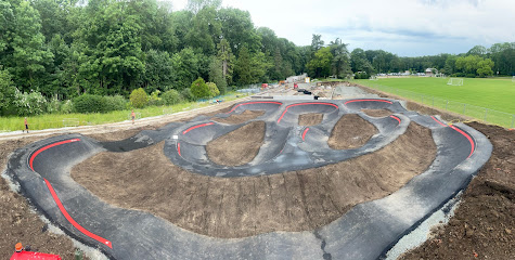 Pump Track Meudon by Velosolutions
