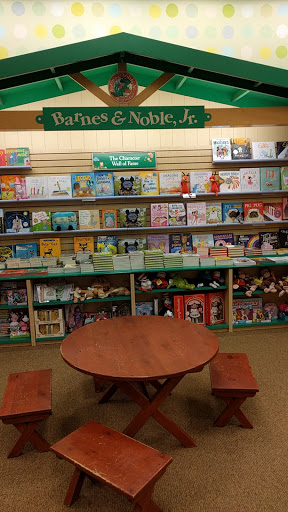Barnes & Noble image