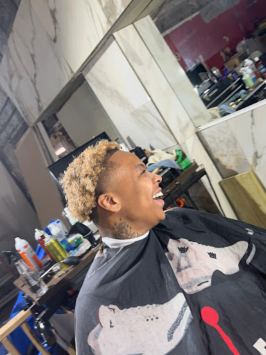 Barber Shop «SpotLight Barber Shop», reviews and photos, 2673 N Buffum St, Milwaukee, WI 53212, USA