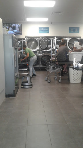 Laundry Service «Waters Express Laundry Center», reviews and photos, 4333 W Waters Ave, Tampa, FL 33614, USA