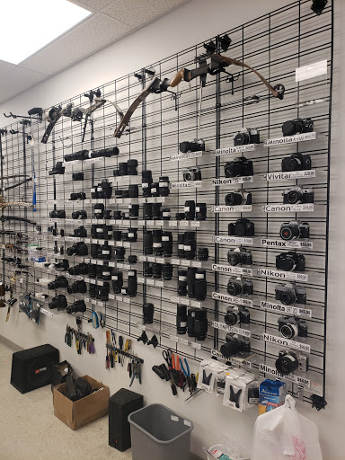 Second Hand Store «STUFF», reviews and photos, 9770 SE 82nd Ave, Happy Valley, OR 97086, USA