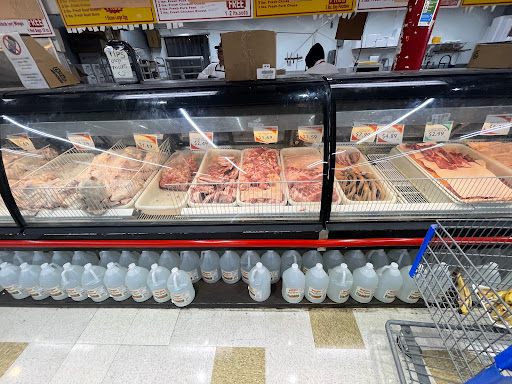 Supermarket «Fine Fare Supermarket», reviews and photos, 200 W Buttonwood St, Reading, PA 19601, USA