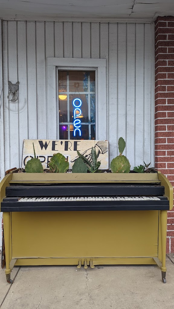 Bellas Barber Beauty Shop 78401