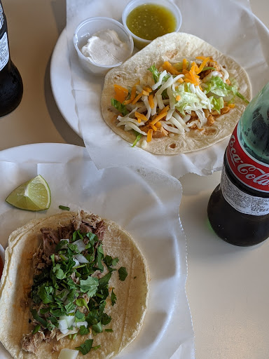 Grocery Store «Las Paloma Latin Market», reviews and photos, 1300 E Bay Dr F, Largo, FL 33771, USA