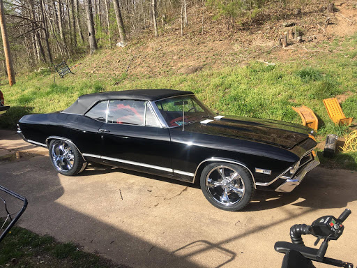 Used Car Dealer «North Shore Classics (Classic Car Dealership)», reviews and photos, 149 N Seymour Ave, Mundelein, IL 60060, USA