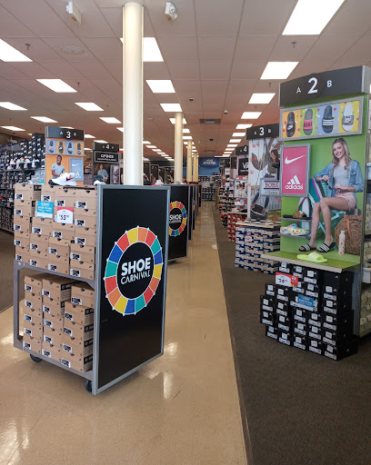Shoe Store «Shoe Carnival», reviews and photos, 5005 Salem Ave, Dayton, OH 45426, USA