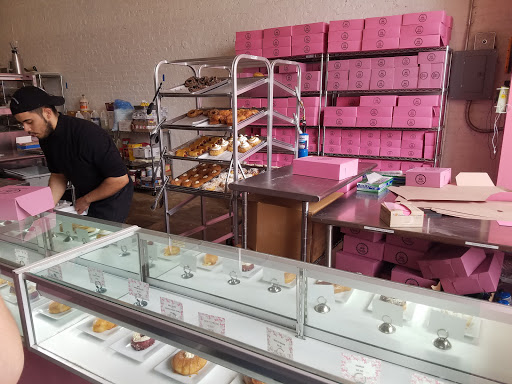 Donut Shop «Glazed Donut Works», reviews and photos, 2644 Elm St, Dallas, TX 75226, USA