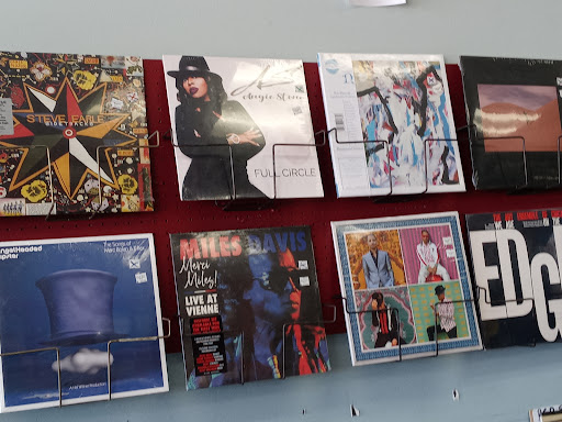 Shopping Mall «Lincoln Shopping Center», reviews and photos, 26092 Greenfield Rd, Oak Park, MI 48237, USA