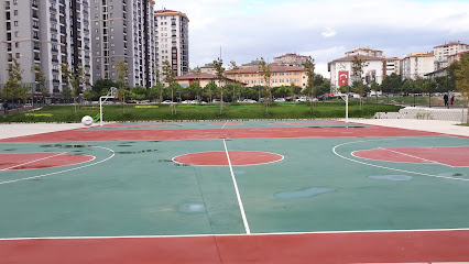 Cumhuriyet Mahallesi Spor Alanı