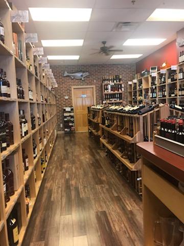 Wine Store «Red Gamay Wines & Liquors», reviews and photos, 45 Merrick Rd, Amityville, NY 11701, USA