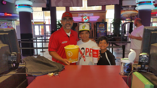 Movie Theater «Regal Cinemas Town Center 16 & RPX», reviews and photos, 2795 Town Center Dr, Kennesaw, GA 30144, USA