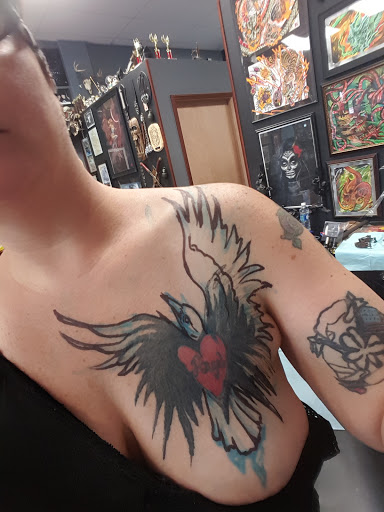 Tattoo Shop «Iron Clad Tattoos», reviews and photos, 5901 Andrews Rd, Mentor-On-The-Lake, OH 44095, USA