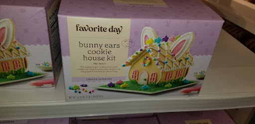 Department Store «Target», reviews and photos, 13301 Gateway Center Dr, Gainesville, VA 20155, USA