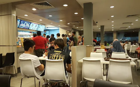 KFC Yong Peng image
