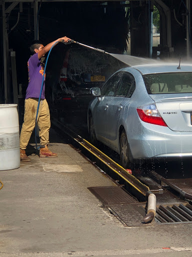 Minute Car Wash Newburgh en Newburgh