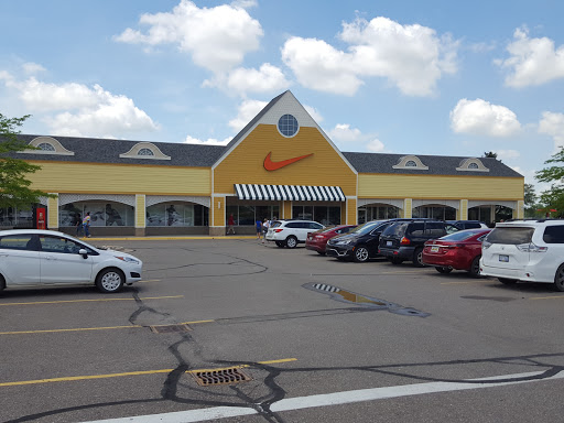 Nike Factory Store, 1475 N Burkhart Rd Suite C-200, Howell, MI 48855, USA, 