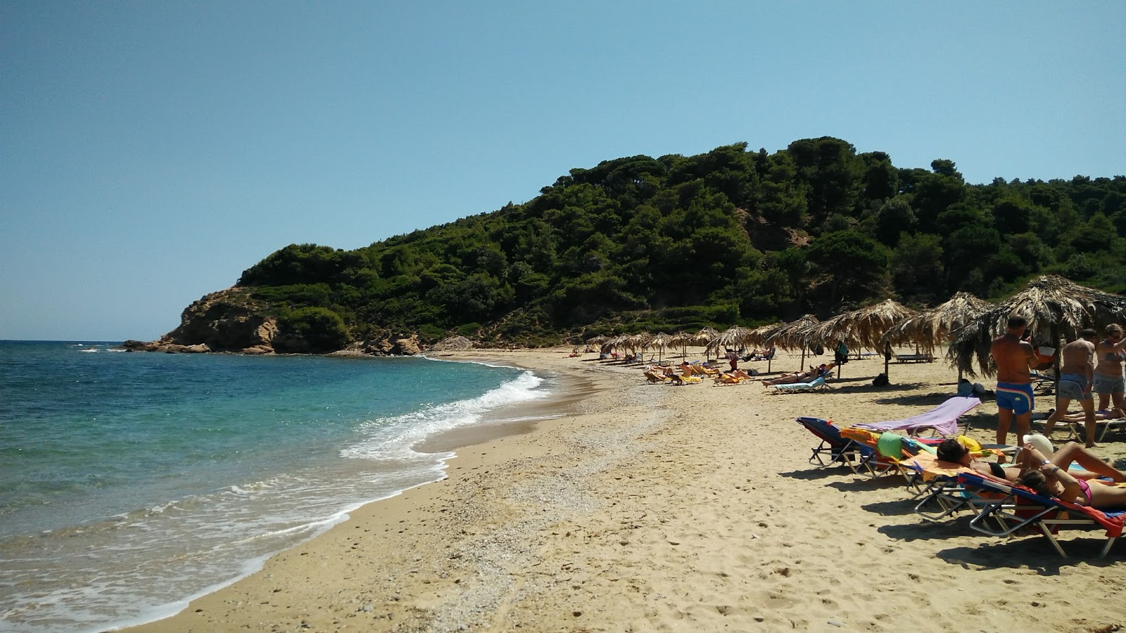 Photo of Agistros beach with partly clean level of cleanliness