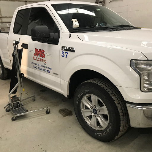 Auto Body Shop «Pro Paintless Dent Repair & Auto Body», reviews and photos, 570 Power Dr, East Dundee, IL 60118, USA