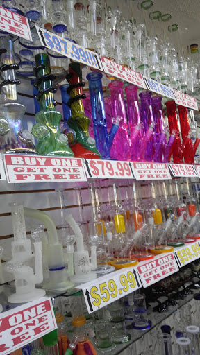 Tobacco Shop «2 Way Smoke Shop», reviews and photos, 7422 N 51st Ave, Glendale, AZ 85301, USA