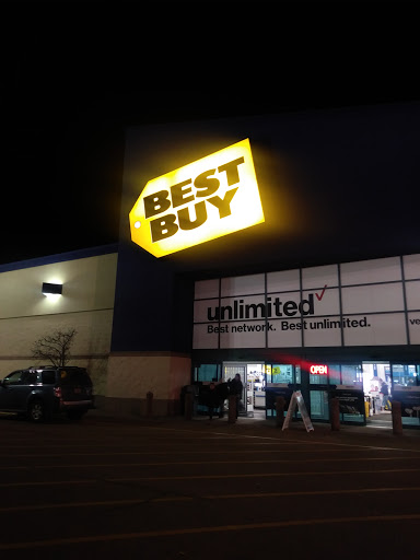 Electronics Store «Best Buy», reviews and photos, 7830 Plaza Blvd, Mentor, OH 44060, USA