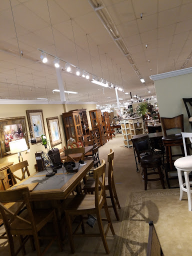 Furniture Store «Furniture Fair», reviews and photos, 3710 Alexandria Pike, Cold Spring, KY 41076, USA