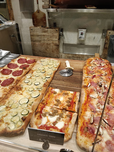 Supermarket «Foodcellar & Co.», reviews and photos, 43-18 Crescent St, Long Island City, NY 11101, USA