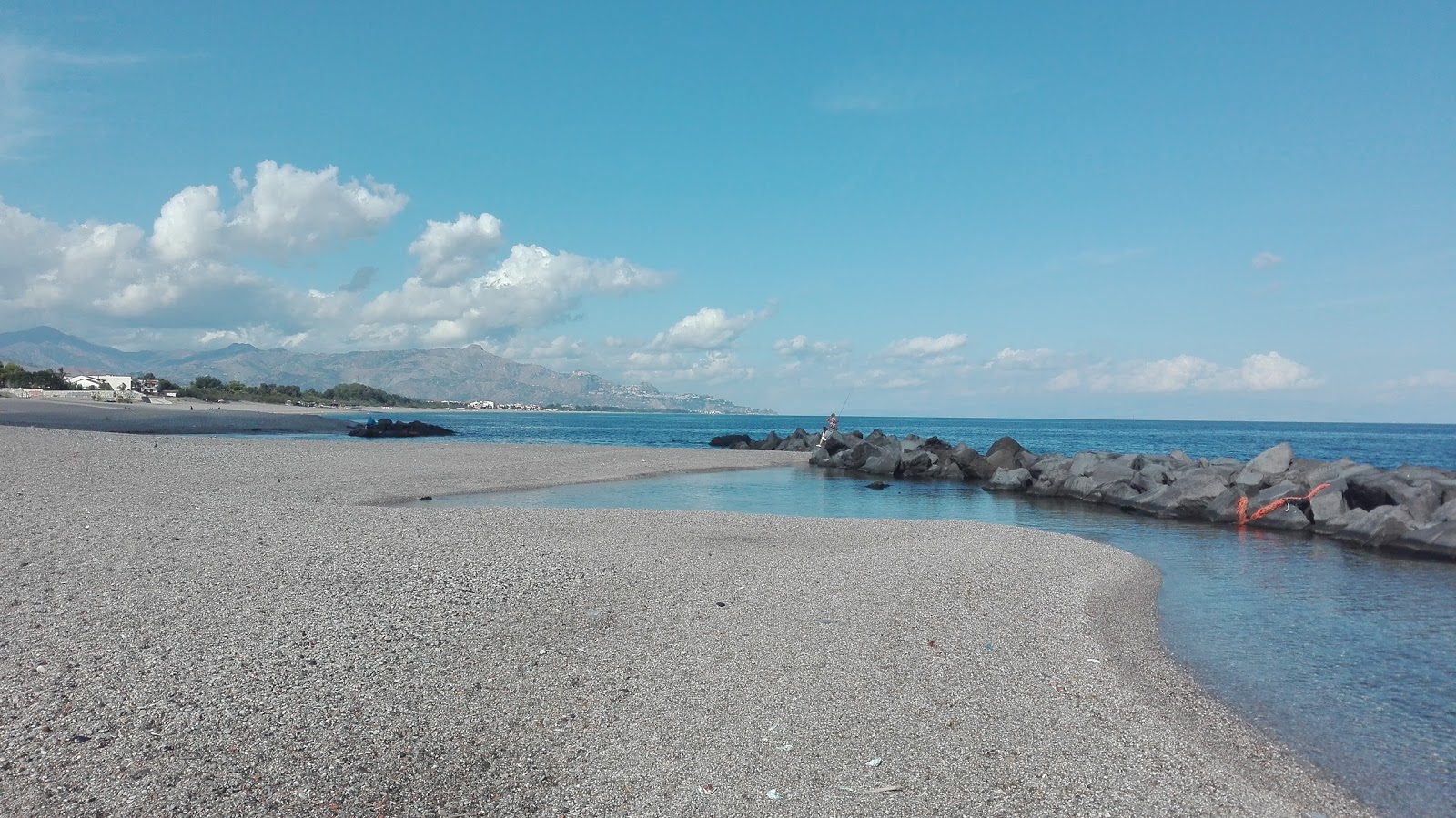 Spiaggia di Sant'Anna的照片 带有长多海湾