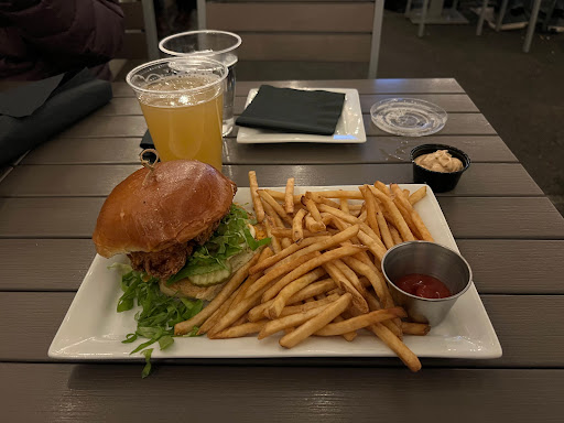 Wine Store «Dominion Wine and Beer», reviews and photos, 107 Rowell Ct, Falls Church, VA 22046, USA