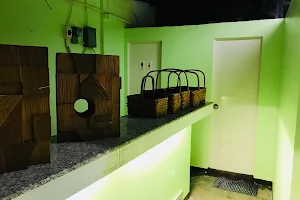 AJ Way Spa Tagaytay image