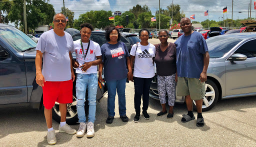 Used Car Dealer «Das Autohaus LLC Quality Used Cars», reviews and photos, 2850 Roosevelt Blvd, Clearwater, FL 33760, USA