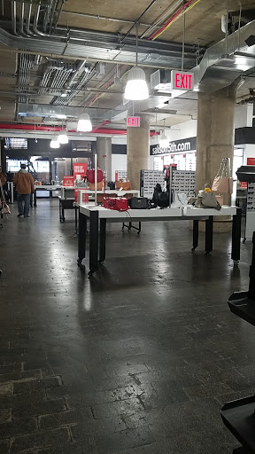 Department Store «Saks OFF 5TH», reviews and photos, 850 3rd Ave, Brooklyn, NY 11232, USA