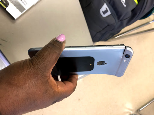 Mobile Phone Repair Shop «iFixScreens», reviews and photos, 518 Commack Rd, Deer Park, NY 11729, USA