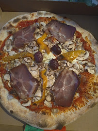 Pizza du Restaurant La Fabbrica Pizzeria à Limoges - n°10