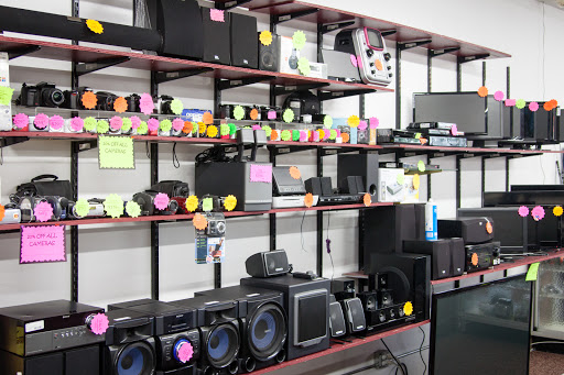 Pawn Shop «Western Loan & Jewelry», reviews and photos, 1524 Del Paso Blvd, Sacramento, CA 95815, USA