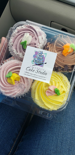 Cake Shop «Celebrity Cake Studio», reviews and photos, 314 E 26th St, Tacoma, WA 98421, USA