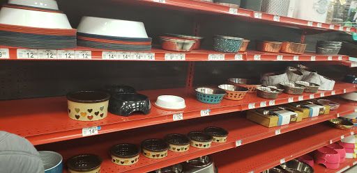 Pet Supply Store «Petco Animal Supplies», reviews and photos, 9078 SE Sunnyside Rd, Clackamas, OR 97015, USA