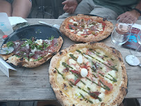 Pizza du Marinara Pizzeria Napoletana à Saint-Julien-les-Rosiers - n°15