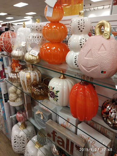 Department Store «Marshalls», reviews and photos, 15945 Ventura Blvd, Encino, CA 91436, USA