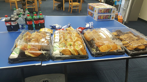 Shopping Mall «Rivercrest Shopping Center», reviews and photos, 13120 Rivercrest Dr, Crestwood, IL 60445, USA